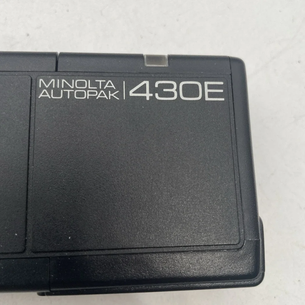 Vtg Minolta Autopak 430E 110 Film Pocket Camera With Flash-Works